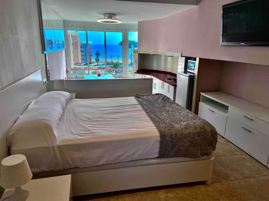 Estudio Con Vistas Al Mar Apartman La Pineda Kültér fotó